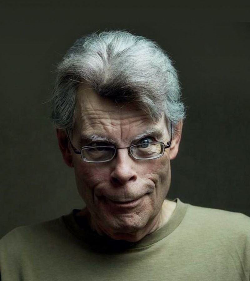 headshot of author Stephen King